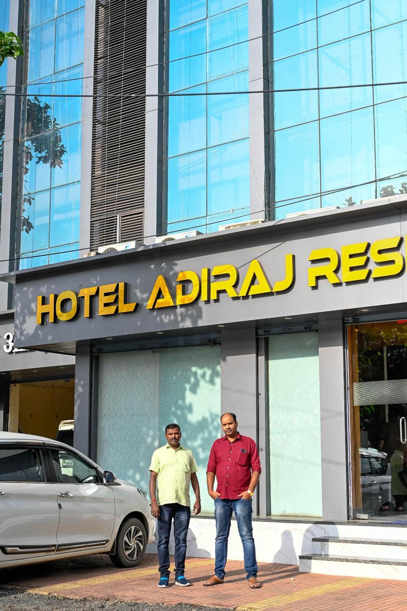 Готель Adiraj Residency Наві-Мумбаї Екстер'єр фото